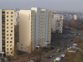 Bloki spółdzielni RSM Praga przy ul. Askenazego. Po prawej stronie widać rezerwę na ul. Nowotrocką / fot. targowek.info