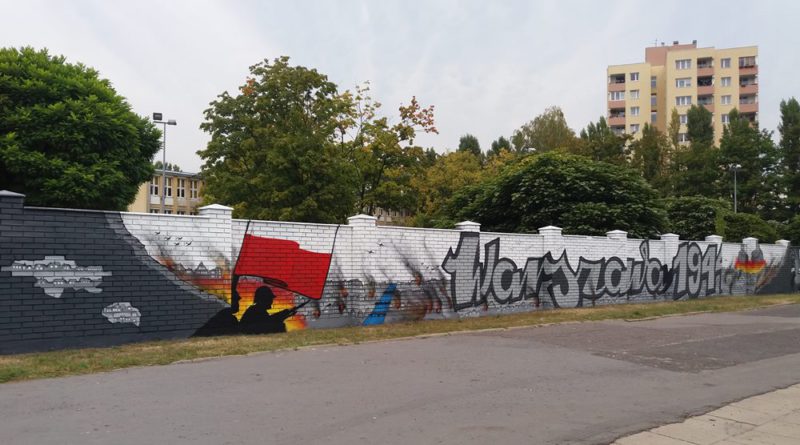 Powstańczy mural w odsłonie z 2016 roku / fot. targowek.info